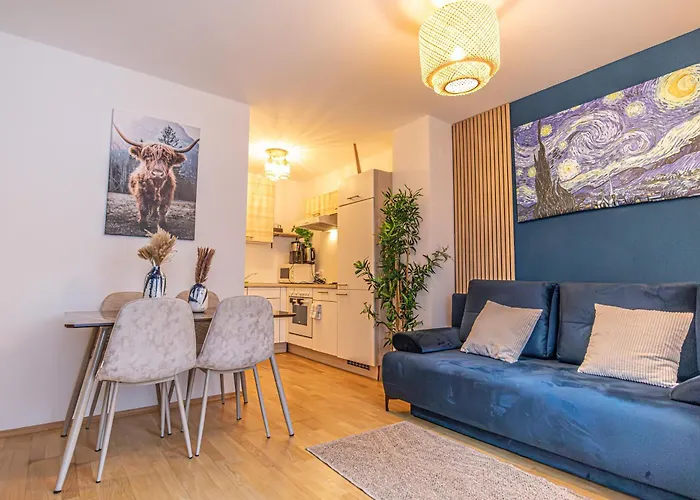 9-min To Center 1br &1lr With Balcony Apartmán *